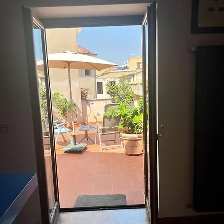 Terrazza Rosa Bianca Apartment